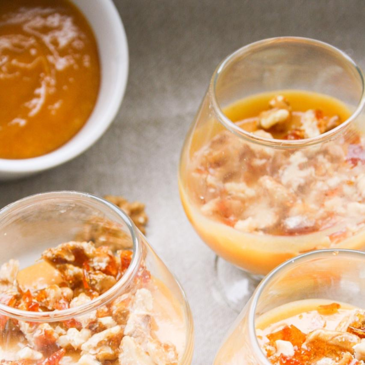 Postre de crema y lúcuma Mel Alimentos, natural, sin colorantes ni saborizantes